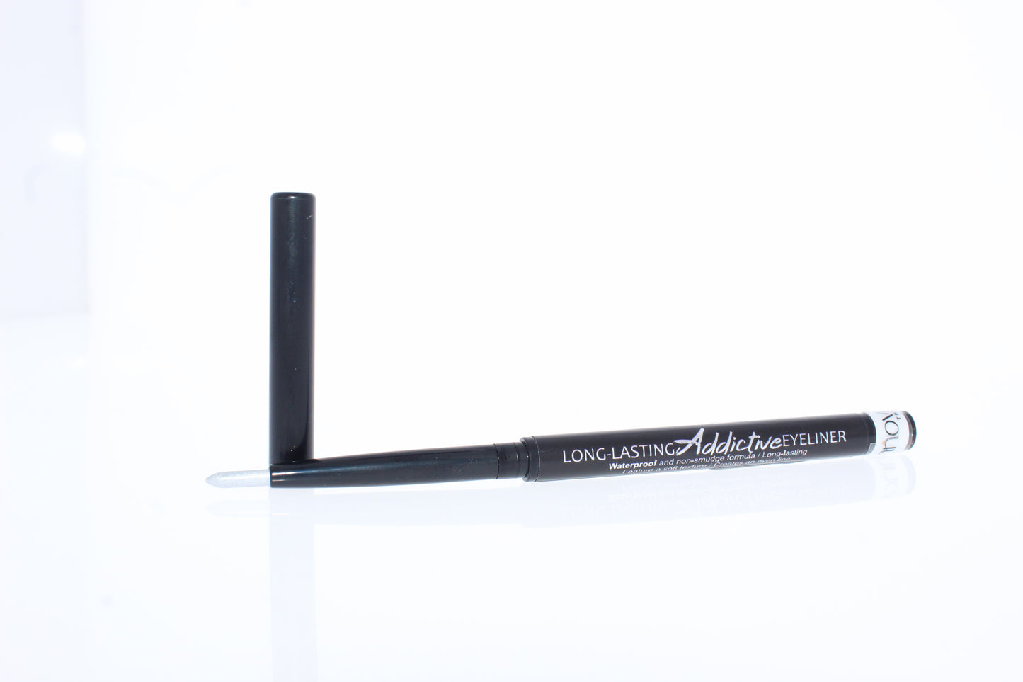 Long Lasting Addictive Eyeliner